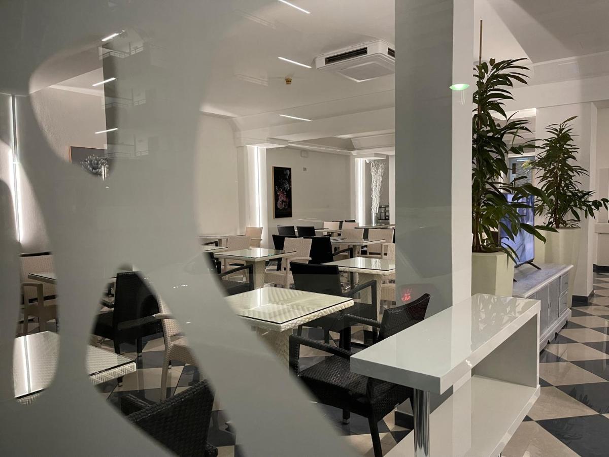 Hotel Athena Lignano Sabbiadoro Zewnętrze zdjęcie